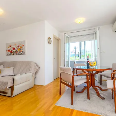 Apartman Tino Split