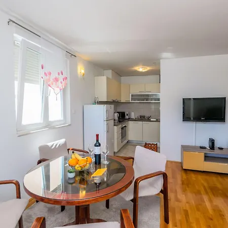 Tino Apartman Split